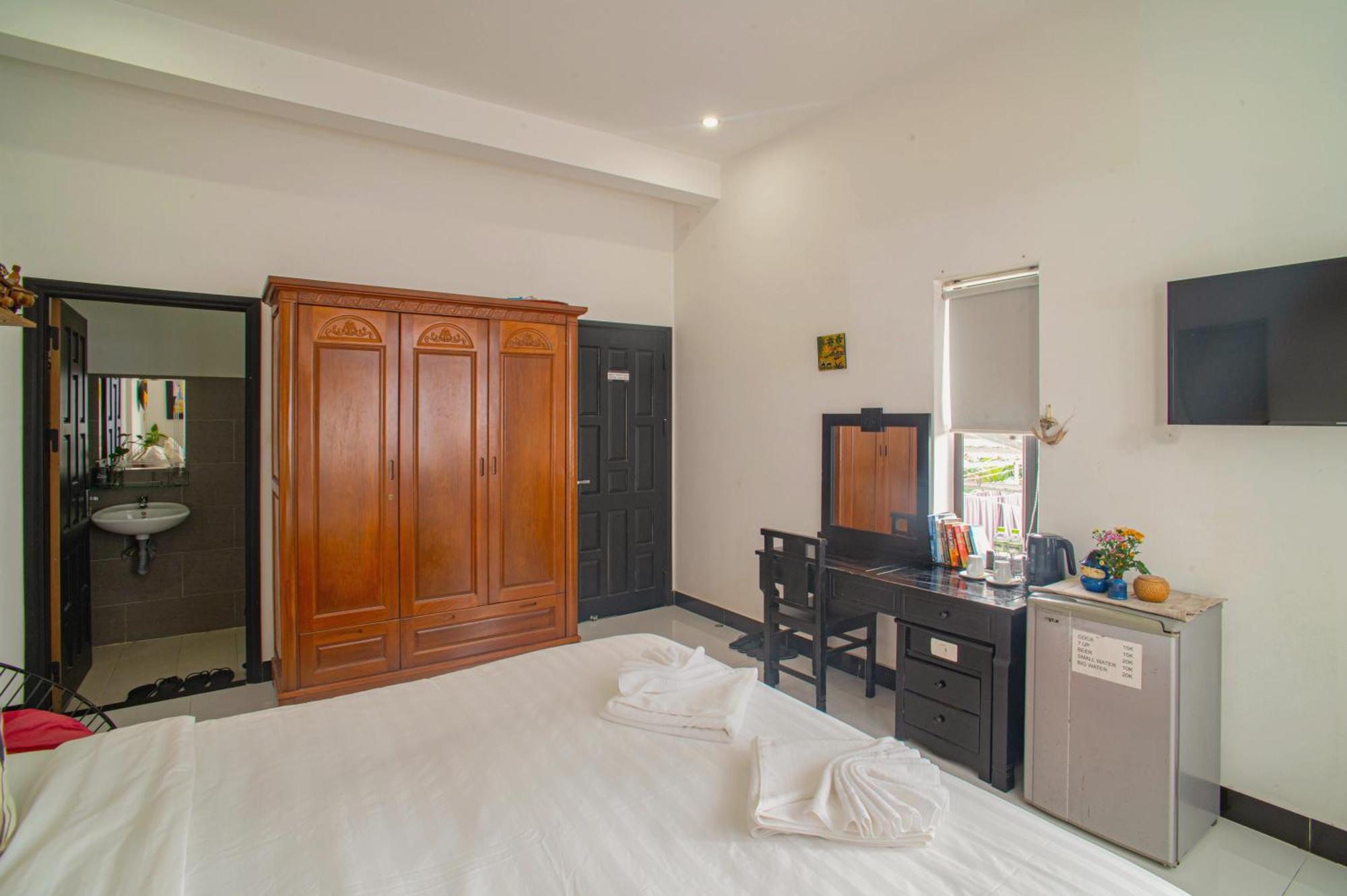 Sophia Homestay Хойан Экстерьер фото